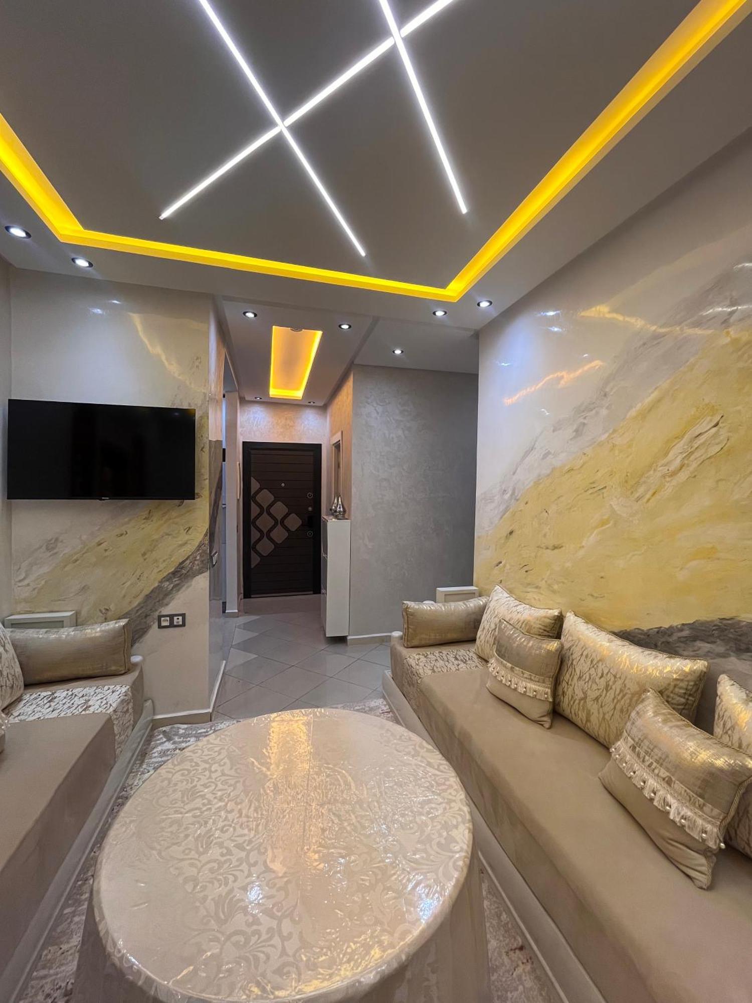 Appartement Renove Avec Style Et Parking Surveille มาร์ราเกช ภายนอก รูปภาพ