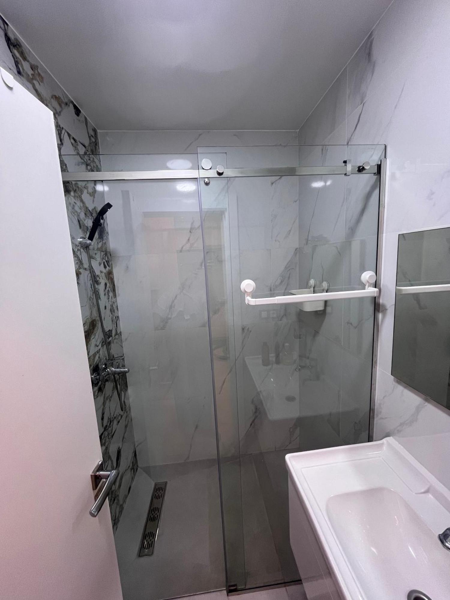Appartement Renove Avec Style Et Parking Surveille มาร์ราเกช ภายนอก รูปภาพ